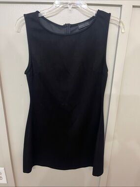 White Fox Boutique - Classic Black Sleeveless Shift Mini Dress